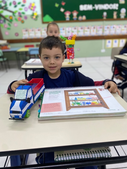 Pr� II A e B - Trabalho Miniaturas Col�gio Passionista S�o Jos�