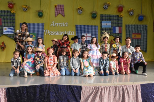 1� Ano B - Festa Julina Col�gio Passionista S�o Jos�