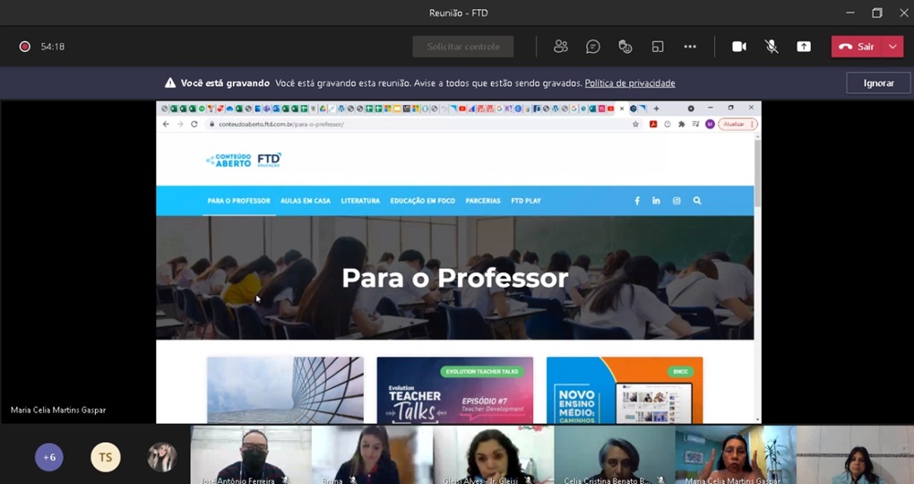 Formação com os educadores que ministram Ensino Religioso sobre as plataformas digitais da editora FTD. Colégio Passionista São José