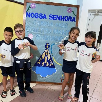 1 Ano A e B - Homenagem  Nossa Senhora - Colgio Passionista So Jos