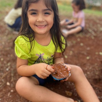 Pr I A e B - Pratos com terra e elementos da natureza. - Colgio Passionista So Jos