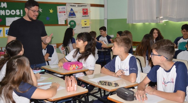 8 Ano - Palestra: A importncia da autoestima na adolescncia - Colgio Passionista So Jos